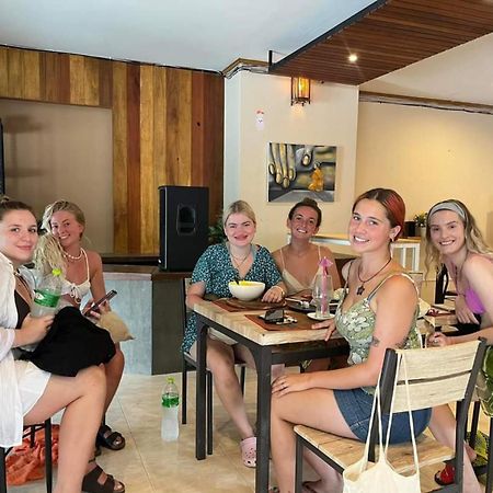 Alpha Hostel Cafe&Bar Ban Khlong Yai Εξωτερικό φωτογραφία