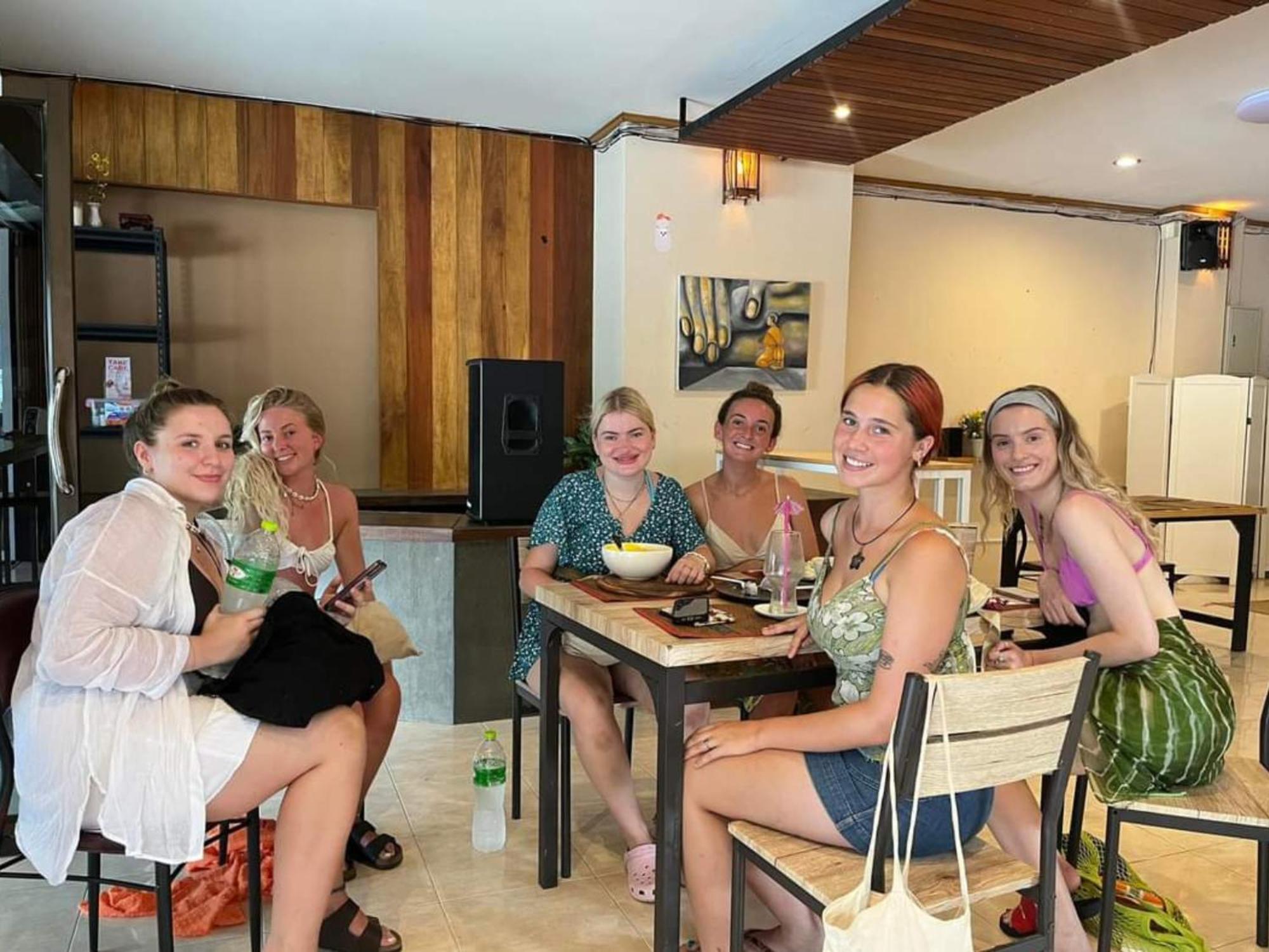 Alpha Hostel Cafe&Bar Ban Khlong Yai Εξωτερικό φωτογραφία
