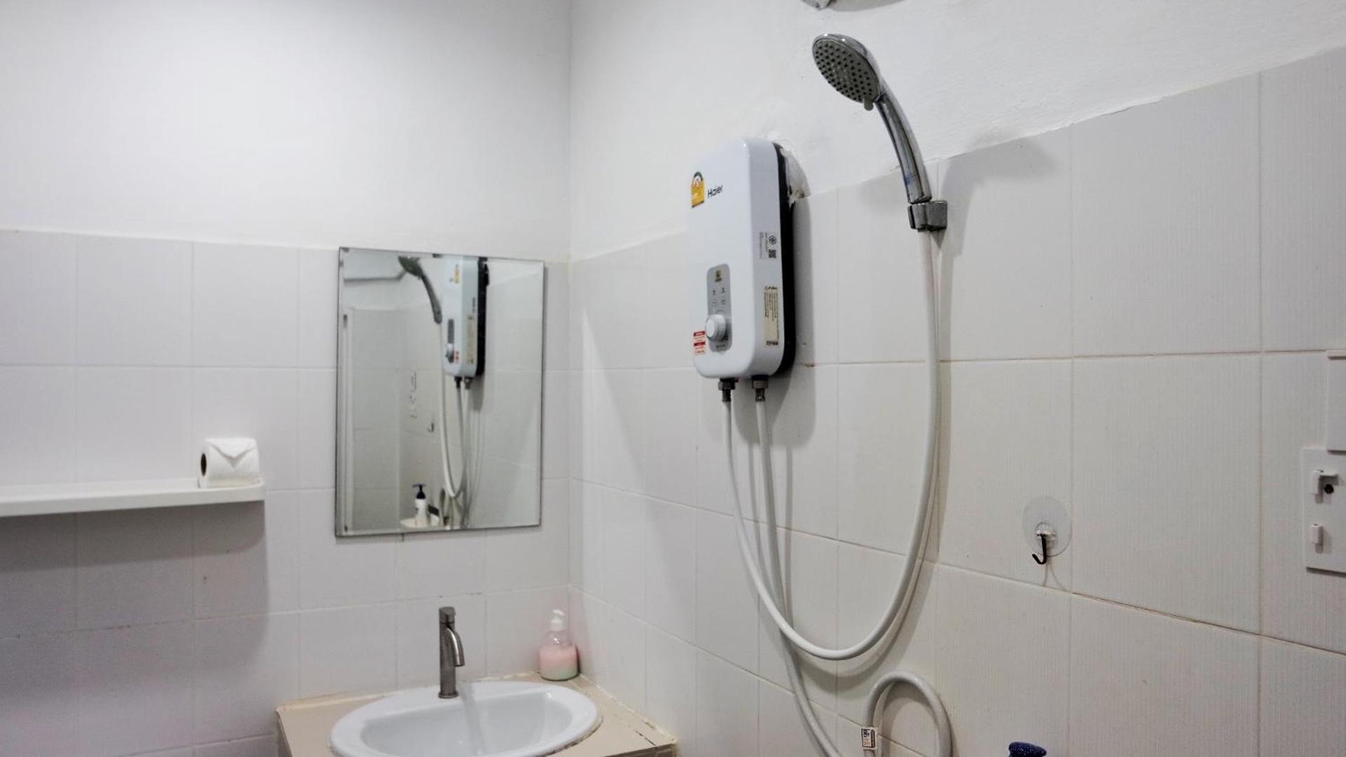 Alpha Hostel Cafe&Bar Ban Khlong Yai Εξωτερικό φωτογραφία
